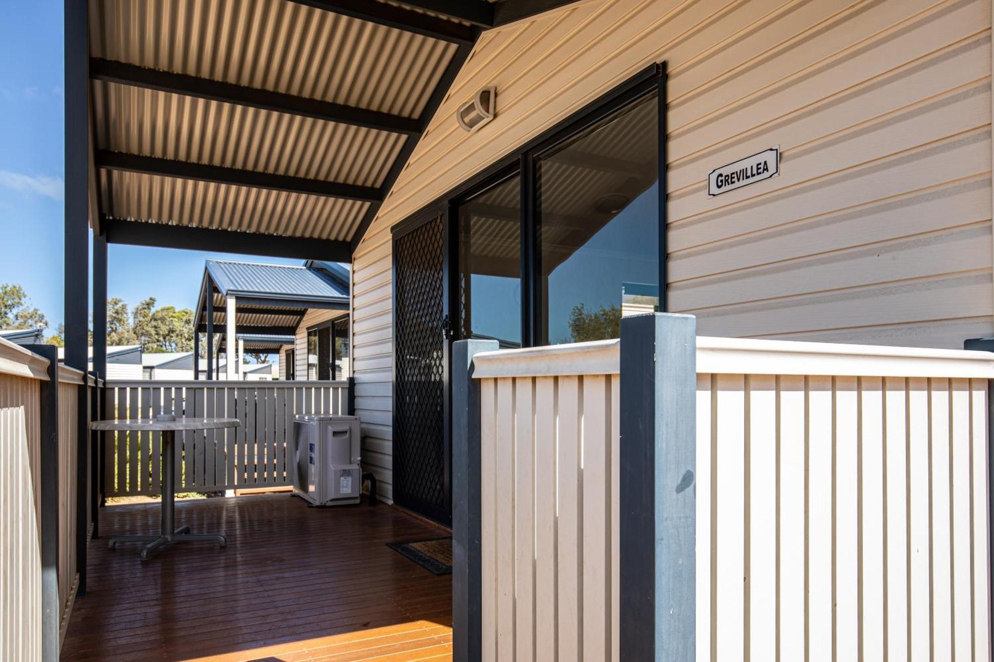 Jurien Bay Tourist Park Hotel Buitenkant foto