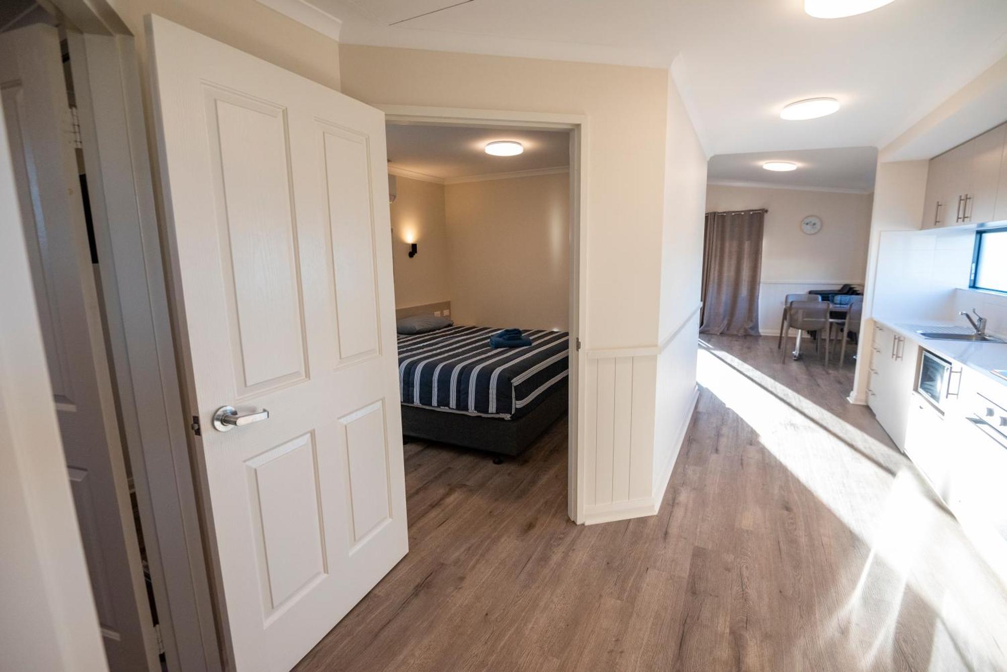 Jurien Bay Tourist Park Hotel Buitenkant foto