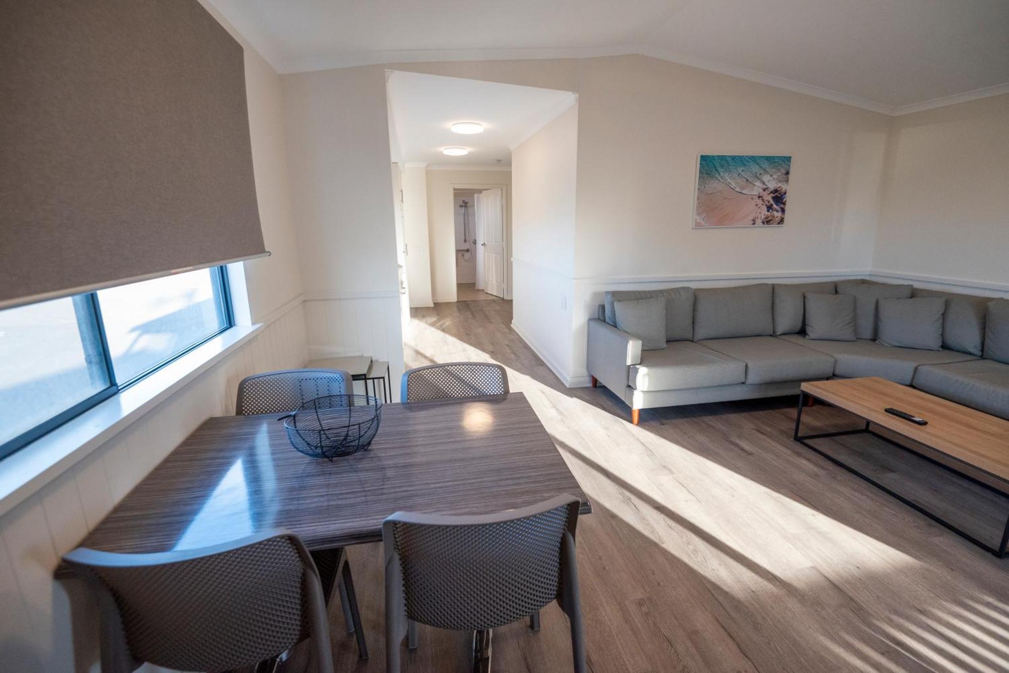 Jurien Bay Tourist Park Hotel Buitenkant foto