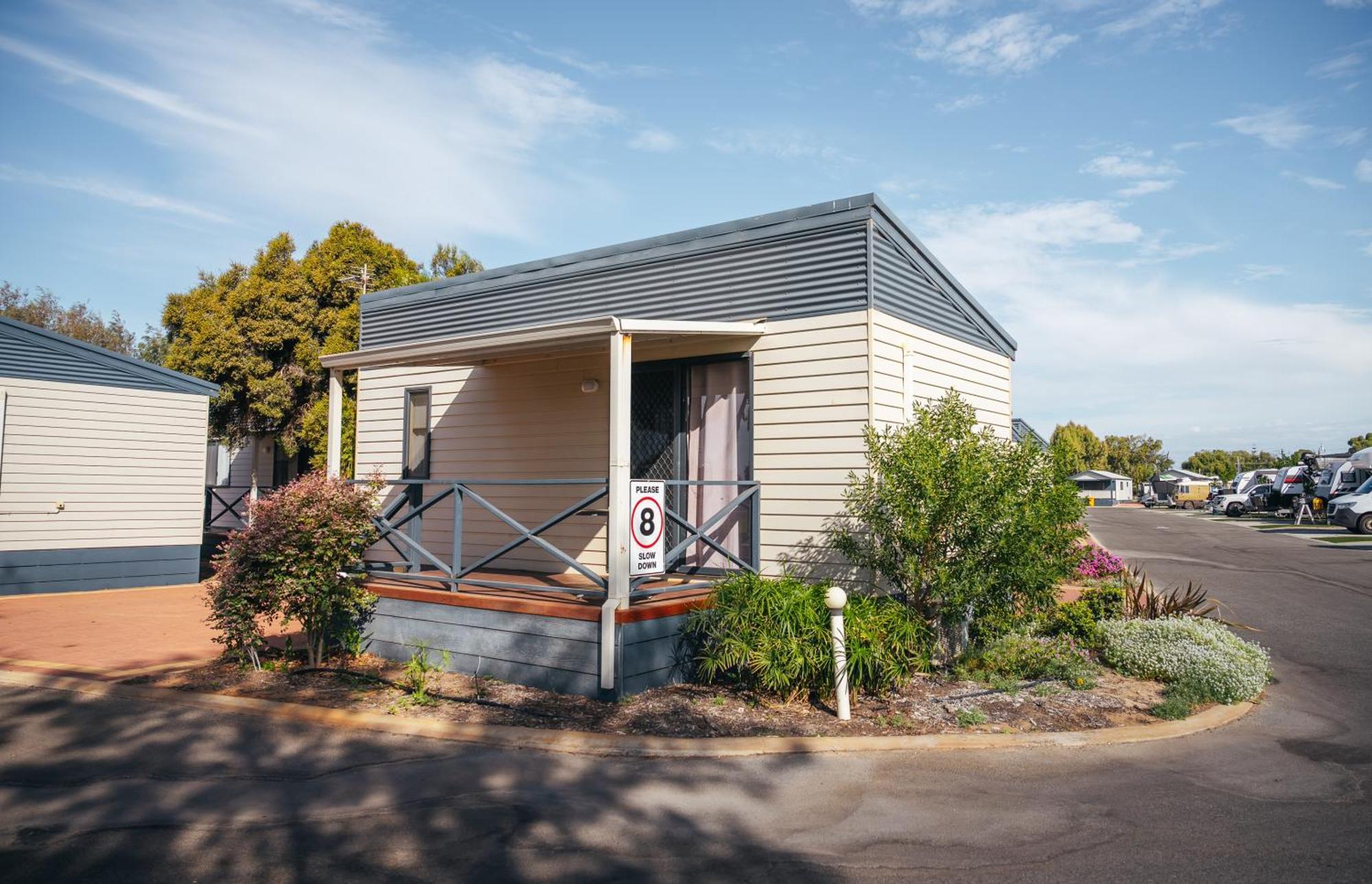 Jurien Bay Tourist Park Hotel Buitenkant foto